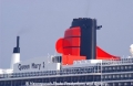 Queen Mary 2 Schornstein 19704-4.jpg