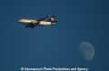 Flugzeug + Mond K-1.jpg