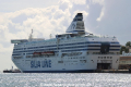 Silja Serenade JP-150821-01.jpg