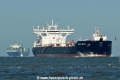 Megaboxer+Tanker HK-150916.jpg