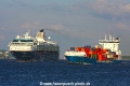 Mein Schiff 2 + Fenja (SW-140511-02).jpg