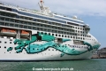 Norwegian Jade-Vorschiff (MS-080810-09).jpg