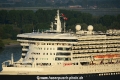 Queen Mary 2 Bruecke 3614.jpg