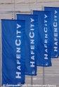 HH Hafencity Flaggen 16704.jpg