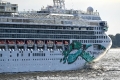Vorschiff-Norwegian Jade 4617-03.jpg