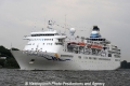 Delphin Voyager 080509-04.jpg