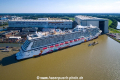 Genting Dream NK-310816-02.jpg