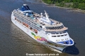 Norwegian Sky 070526-3.jpg