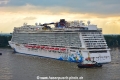 Norwegian Escape (KB-D131015-05).jpg