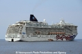 Pride of America 041213-09.jpg