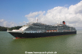 Queen Victoria OS-260113-20.jpg
