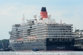 Queen Elizabeth 070612-40.jpg