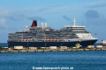 Queen Elizabeth 281115-03.jpg