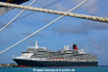 Queen Elizabeth 281115-15.jpg