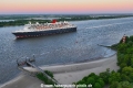 Queen Mary 2 140524-07.jpg