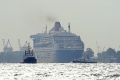 Queen Mary 2 260511-42.JPG