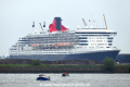 Queen Mary 2 270516.jpg
