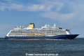 Spirit of Discovery HK-040722-2.jpg