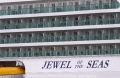 Jewel of the Seas Balkon-Name 24404-1).jpg