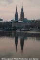 Binnenalster + Rathaus 5104-1.jpg