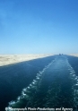 Suezkanal-Kielwasser 604-CHM.jpg