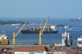 Luanda Port AGO  041106-01.jpg
